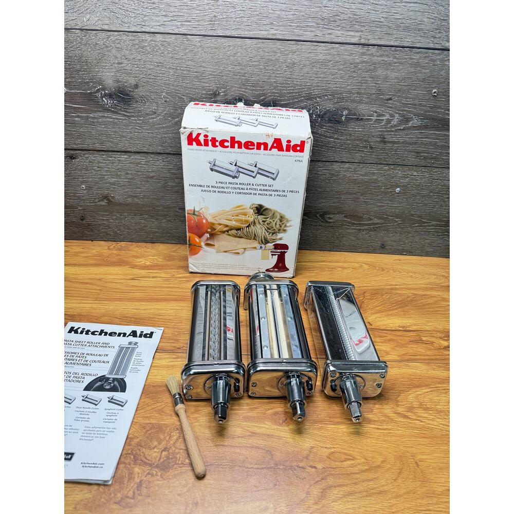 Kitchenaid 3 Piece Pasta Roller and Cutter Attachment KPRA Stand Mixer Italy